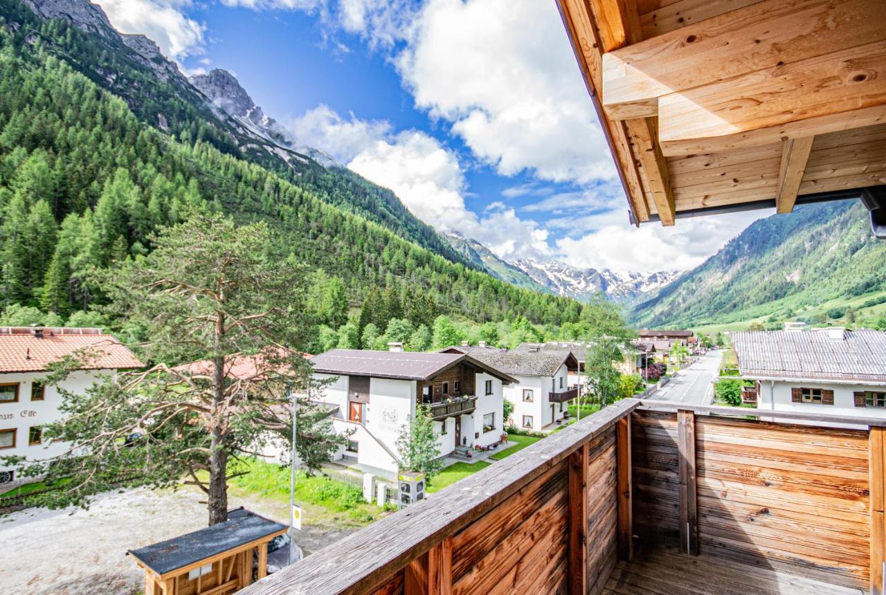 Ferienwohnung Gschnitzerhof Exterior foto