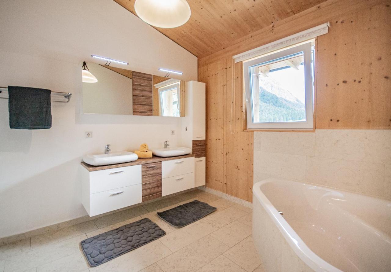 Ferienwohnung Gschnitzerhof Exterior foto