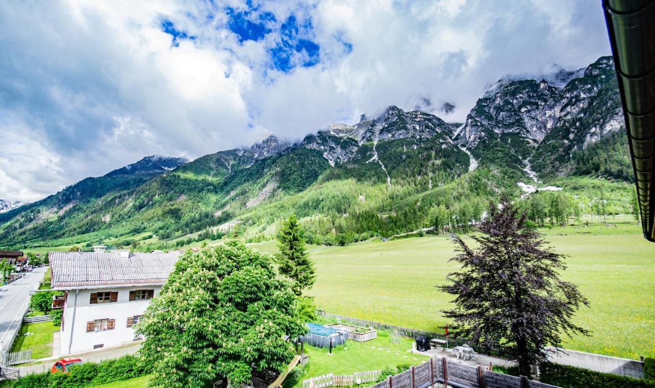 Ferienwohnung Gschnitzerhof Exterior foto